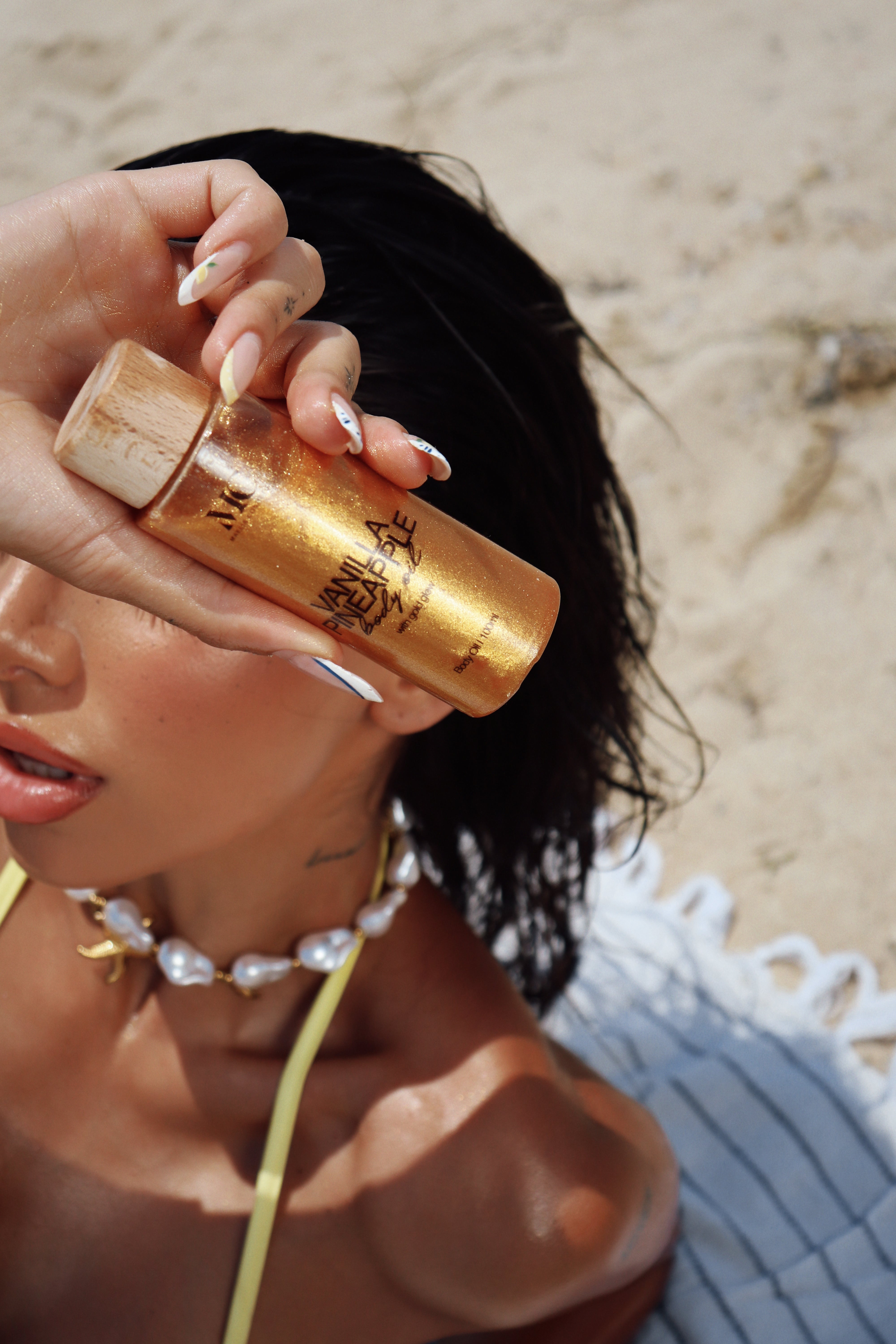 Vanilla Pineapple Body oil with gold glow